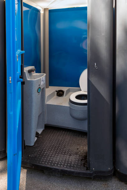 Best Porta potty rental near me  in White Oak, MS